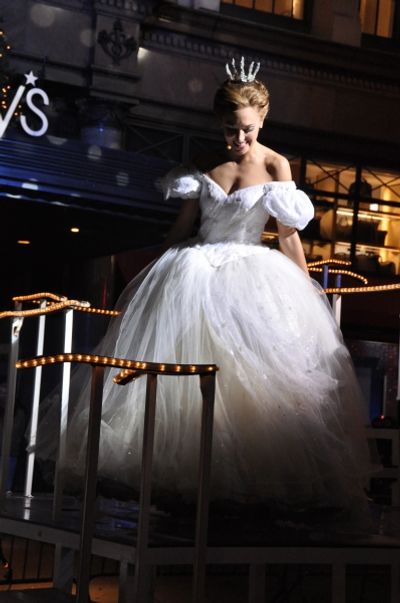 Laura Osnes Photo