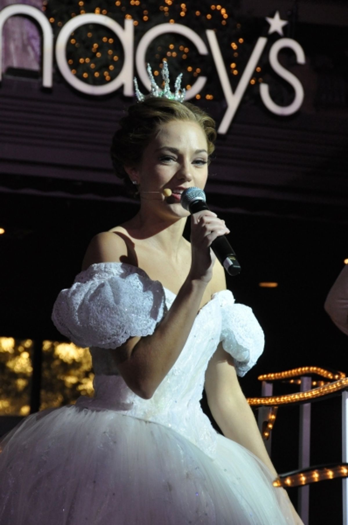 Laura Osnes at 