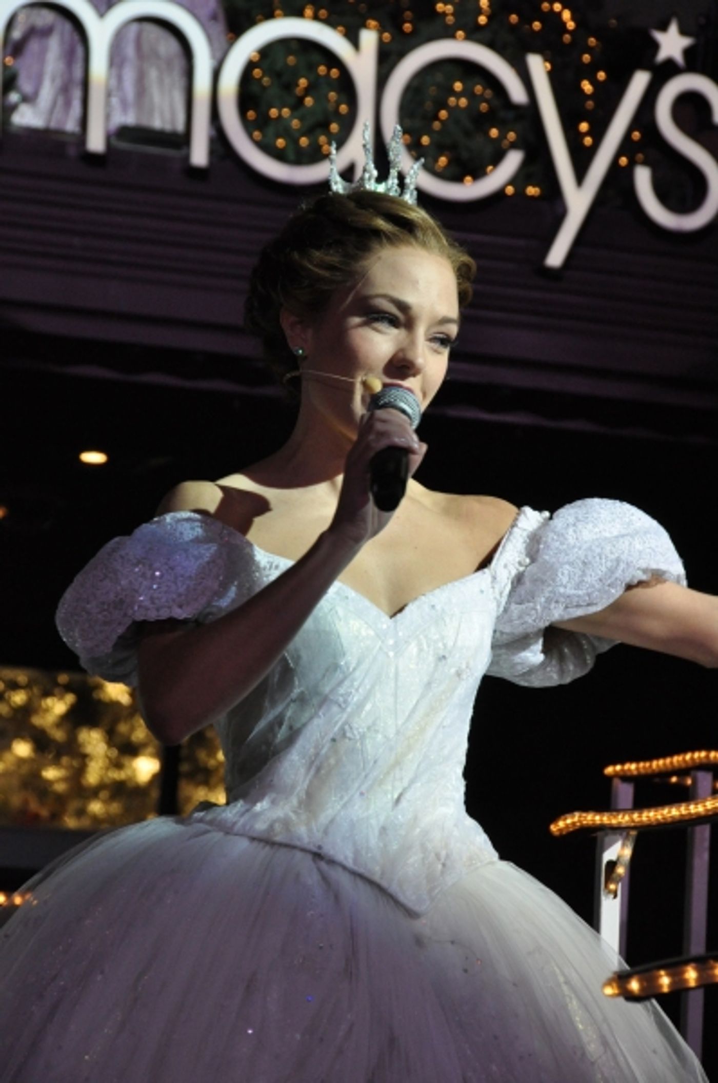 Photo Coverage: Rebecca Luker, Laura Osnes & More Perform at Macy's Christmas Windows Unveiling Image