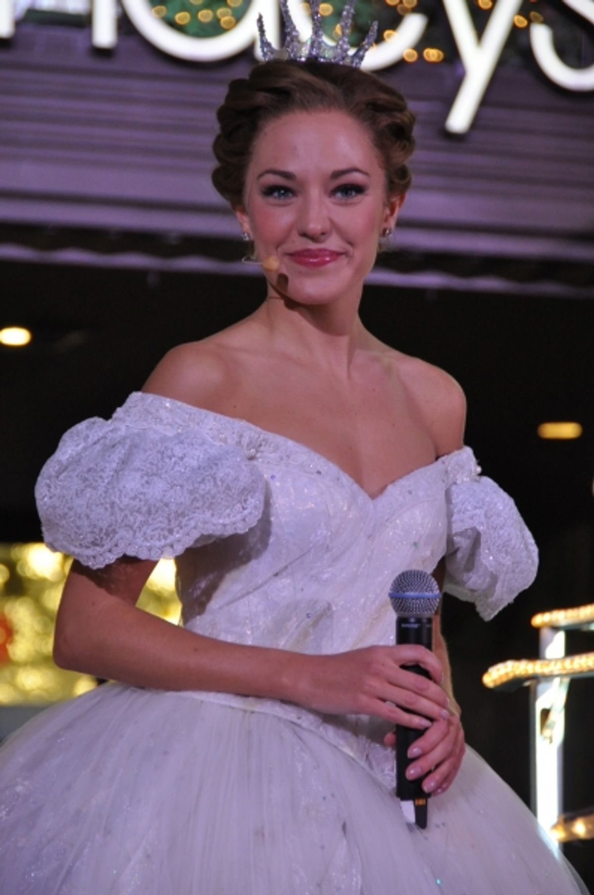 Laura Osnes at 