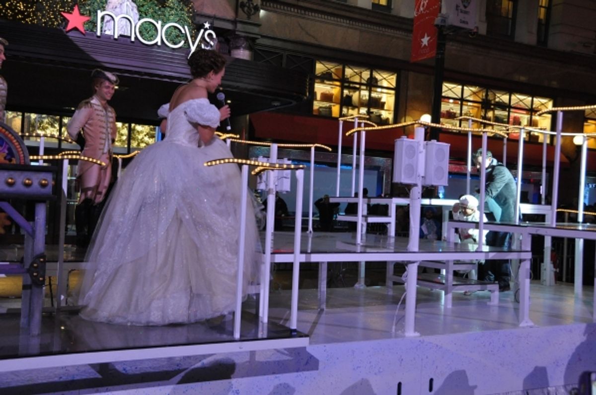 Laura Osnes meets Make A Wish child Lady at 