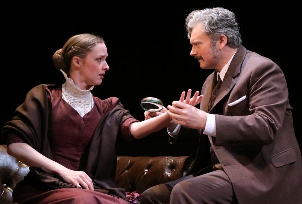Amanda Quaid and John Ellison Conlee Photo