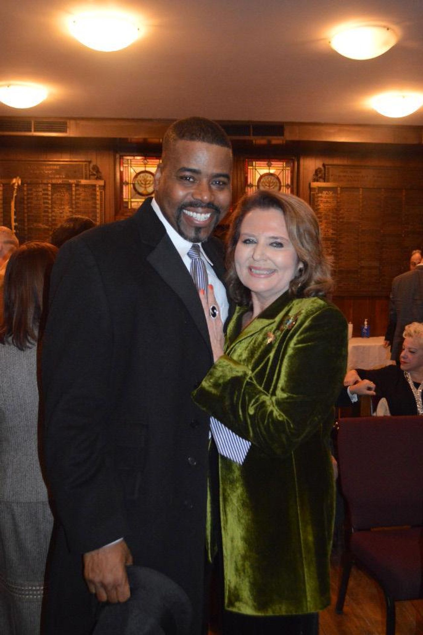 Photo Flash: Stephen Bogardus, Marilyn Sokol, and More at '2013 Best of Broadway & Cabaret' Actors' Temple Benefit  Image