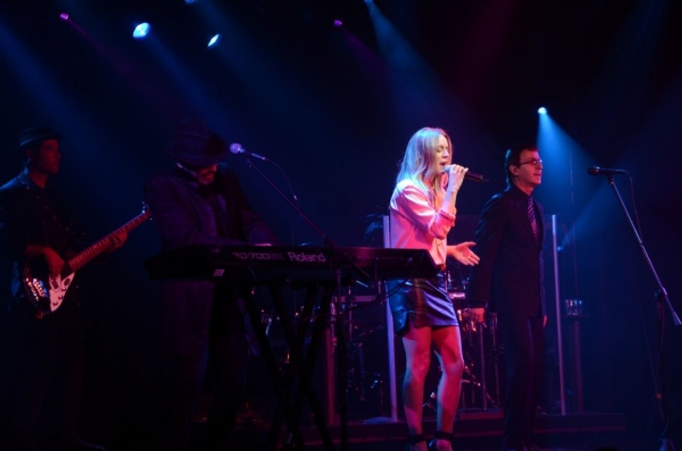 Photo Flash: THE AUSTRALIAN BEE GEES SHOW Relives Historic Night with Veronic Image