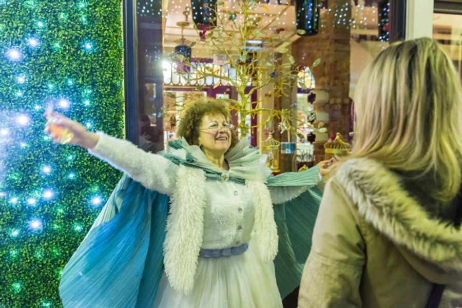 Photo Flash: First Look at Look Left Look Right's ONCE UPON A CHRISTMAS Image