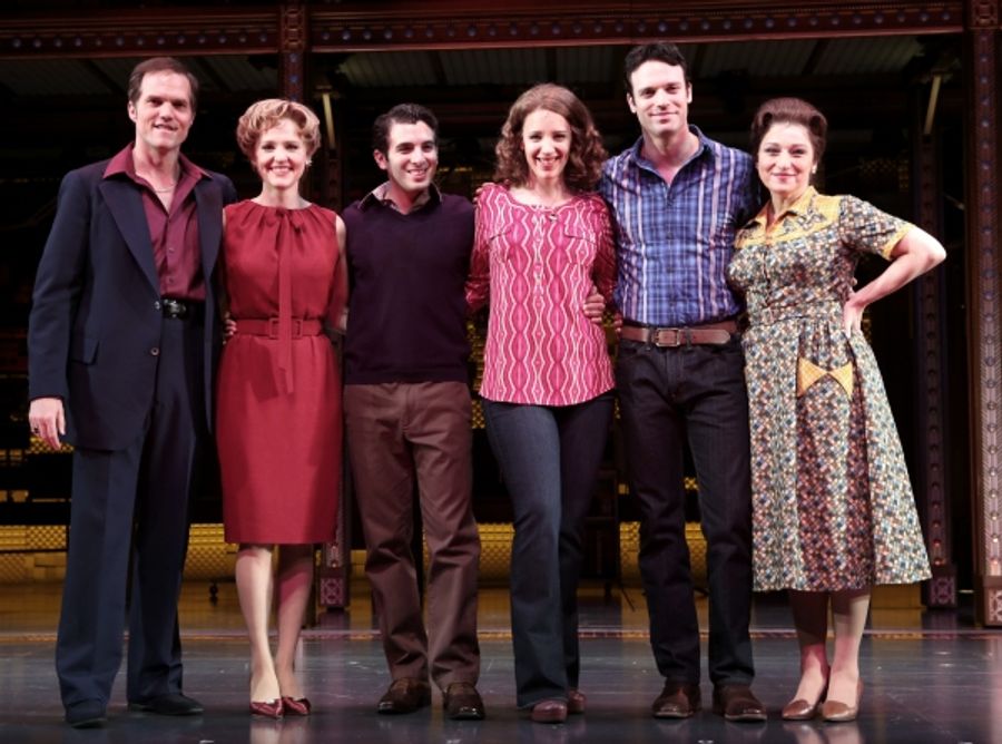 Photo Coverage: Sneak Peek at Jessie Mueller and More in BEAUTIFUL: THE CAROLE KING MUSICAL! Image