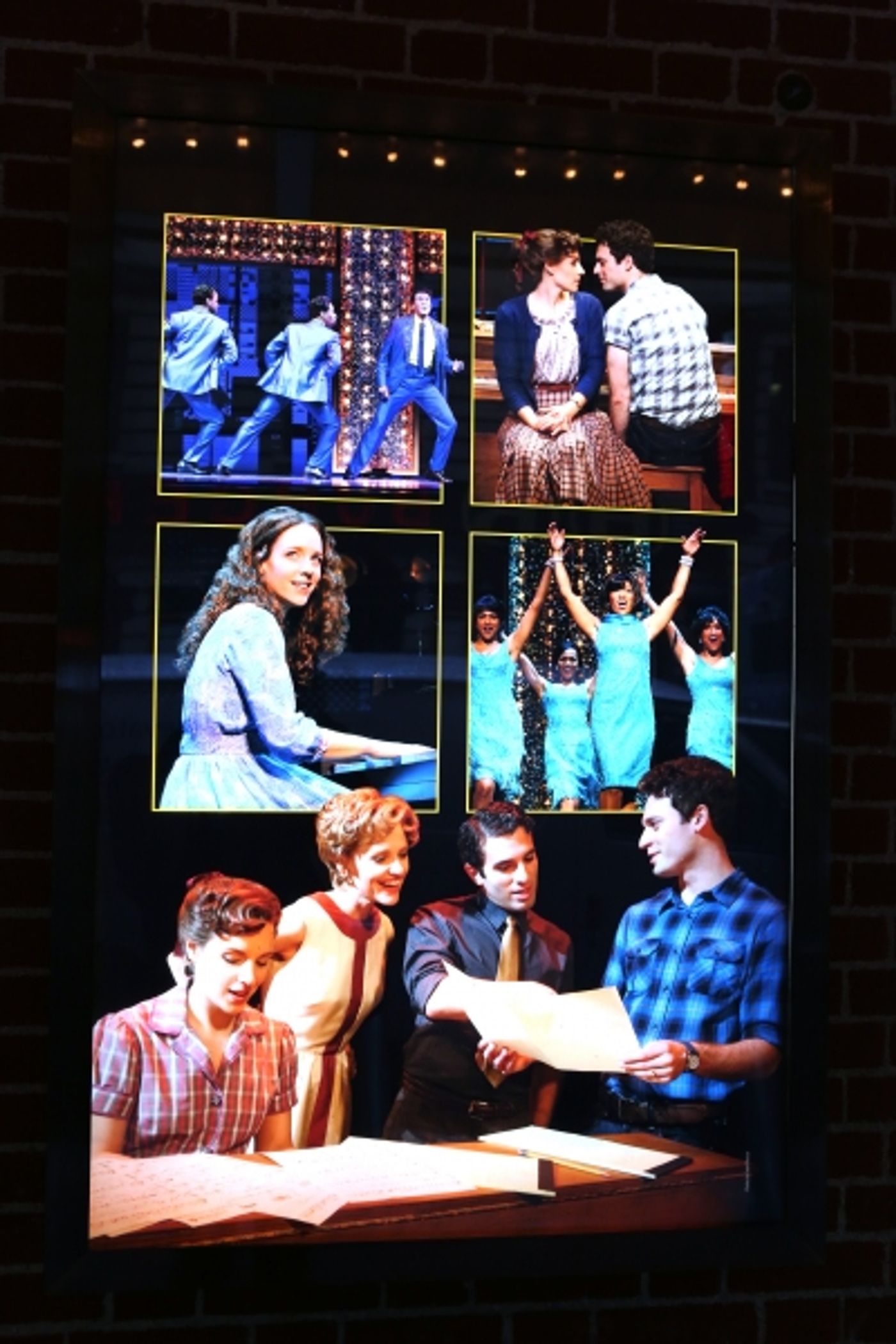 Photo Coverage: Sneak Peek at Jessie Mueller and More in BEAUTIFUL: THE CAROLE KING MUSICAL!  Image