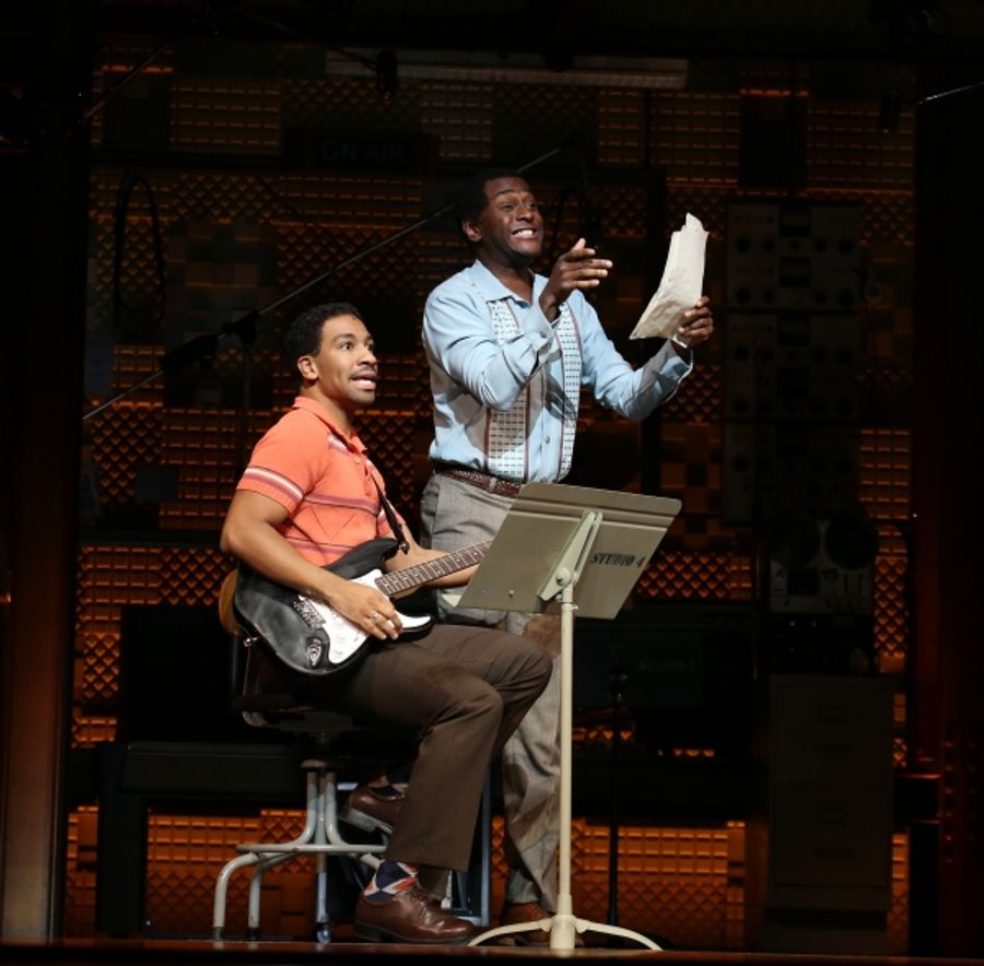 Photo Coverage: Sneak Peek at Jessie Mueller and More in BEAUTIFUL: THE CAROLE KING MUSICAL! Image