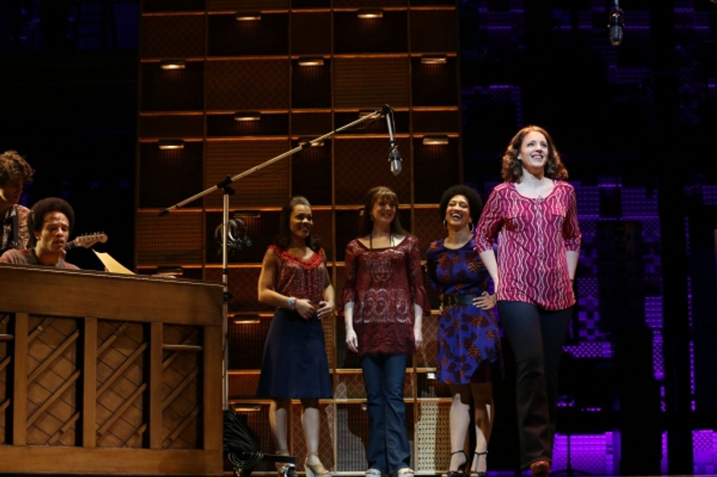 Photo Coverage: Sneak Peek at Jessie Mueller and More in BEAUTIFUL: THE CAROLE KING MUSICAL!  Image