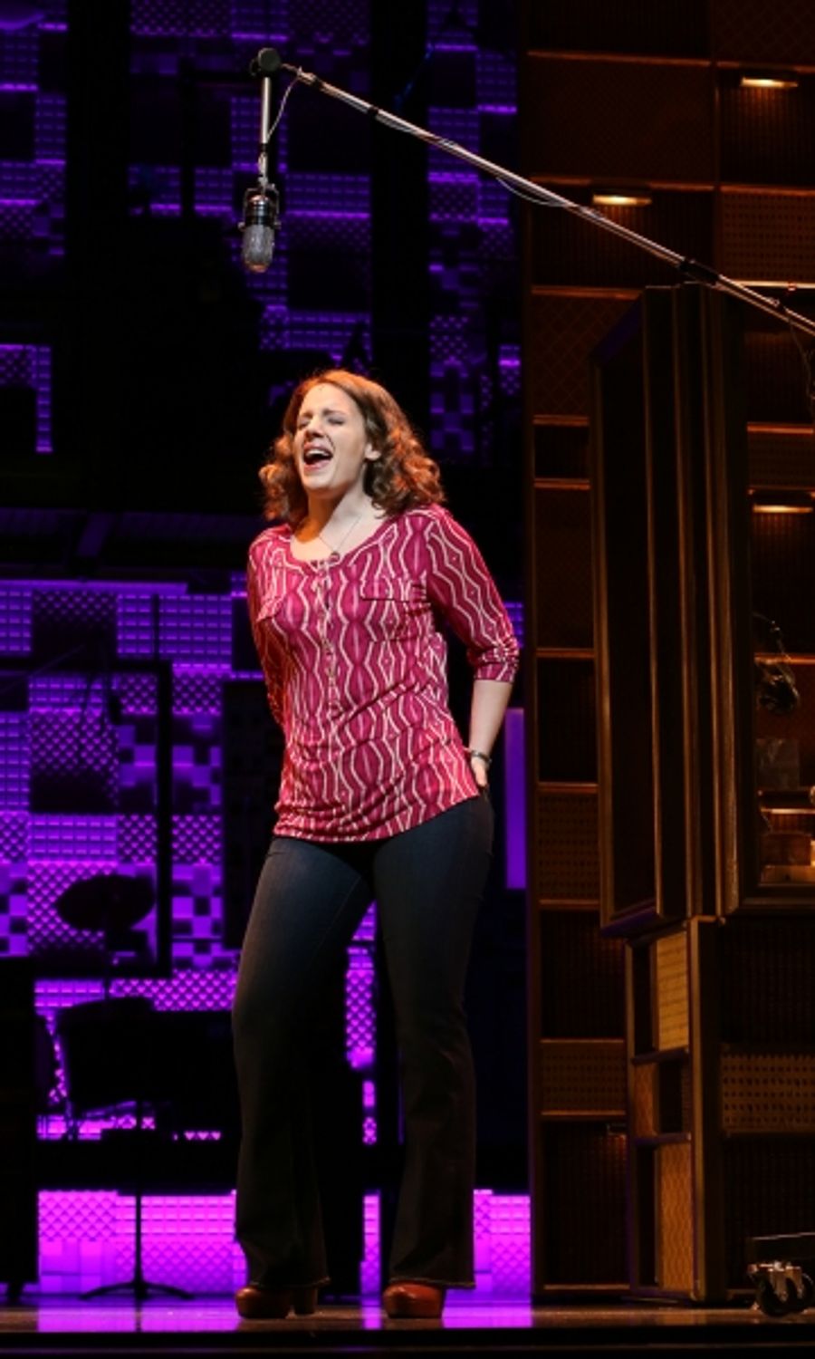Photo Coverage: Sneak Peek at Jessie Mueller and More in BEAUTIFUL: THE CAROLE KING MUSICAL! Image
