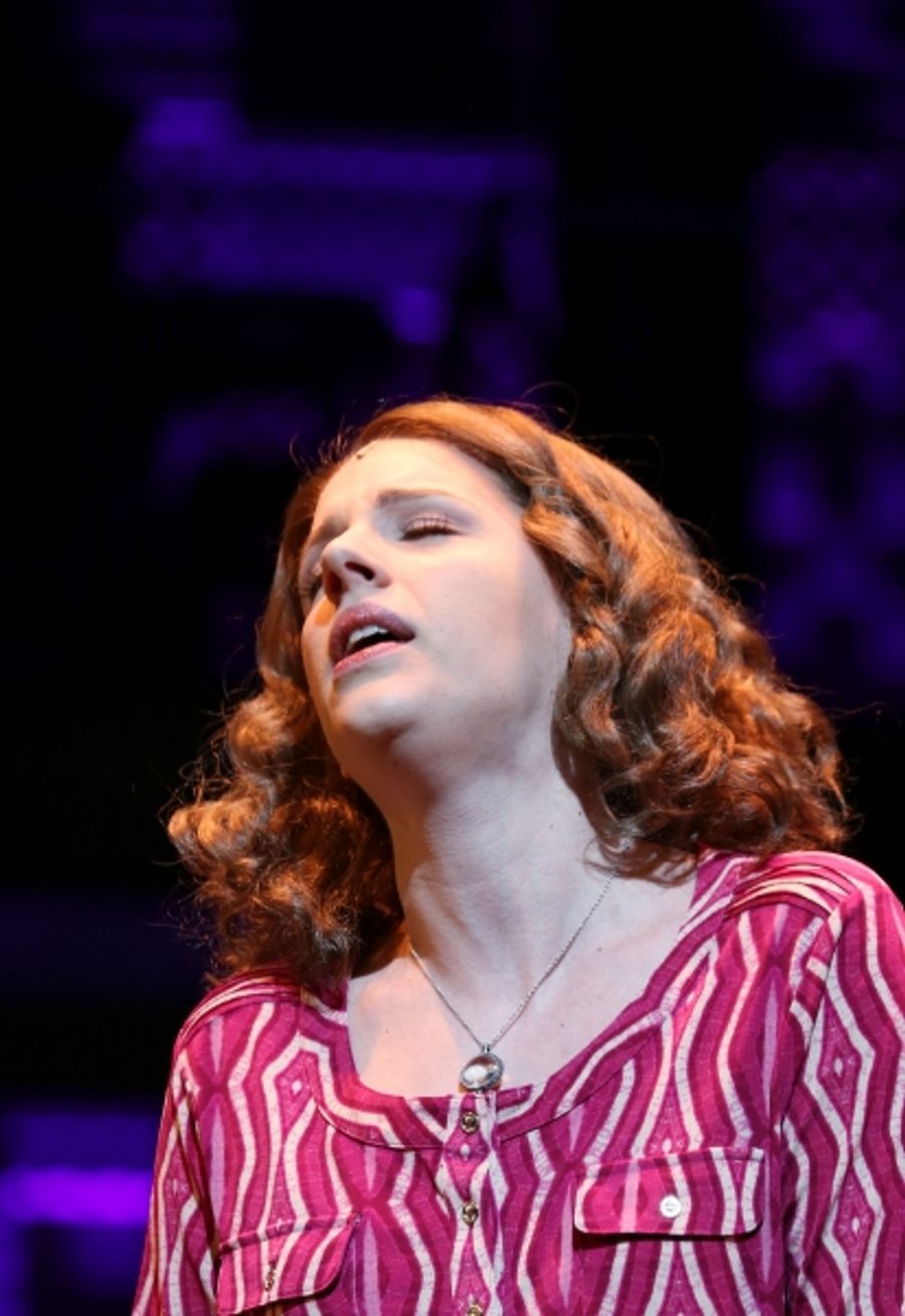 Photo Coverage: Sneak Peek at Jessie Mueller and More in BEAUTIFUL: THE CAROLE KING MUSICAL! Image