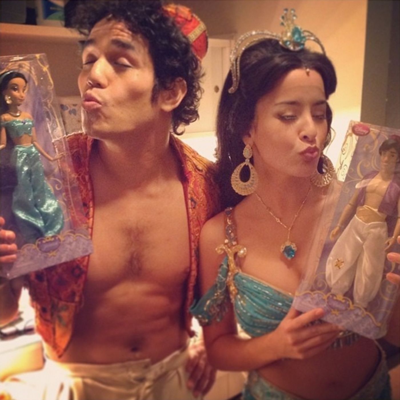 Photo Flash: Saturday Intermission Pics - Nov. 23 - Part 2 - First SIP from Broadway-Bound ALADDIN; CINDERELLA, CHICAGO National Tour & More!  Image