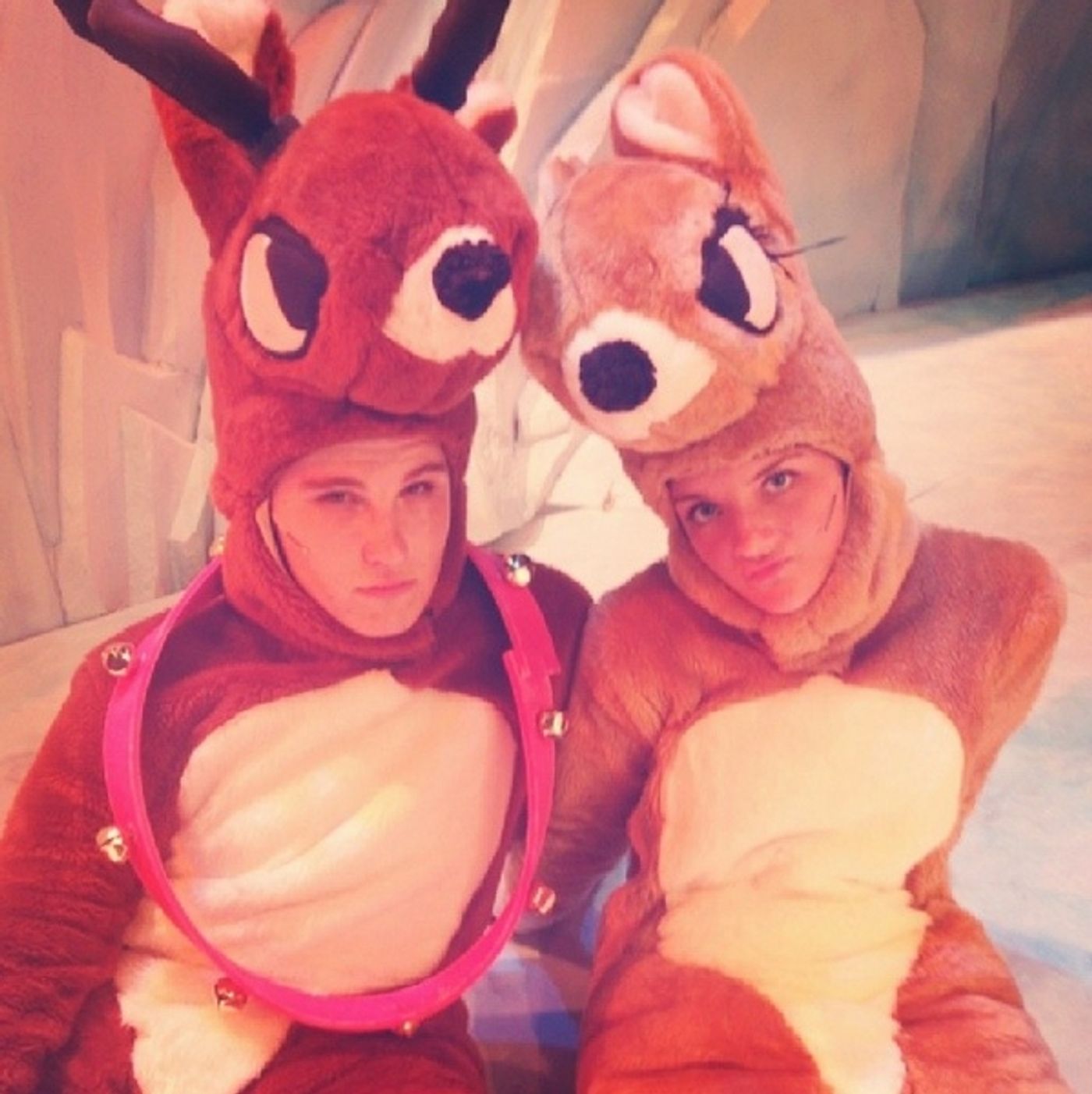 Photo Flash: Saturday Intermission Pics - Nov. 23 - Part 2 - First SIP from Broadway-Bound ALADDIN; CINDERELLA, CHICAGO National Tour & More!  Image