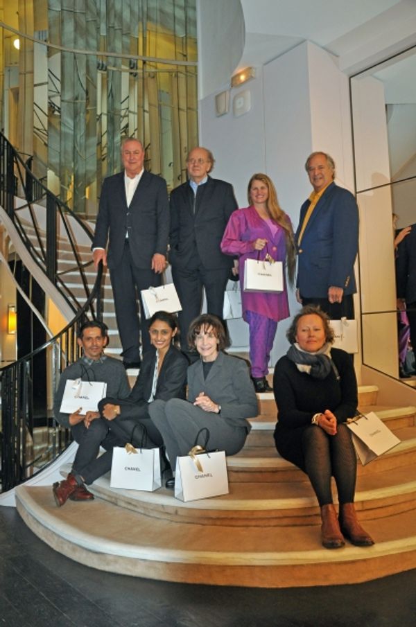 back row: Robert Wilson, Sacha Goldman, Bonnie Comley, Stewart F. Lane  front row: Ni Photo