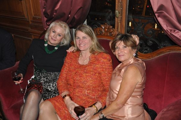 Shaika Paula al Sabah, Bonnie Comley, Isabel Rodriguez Photo