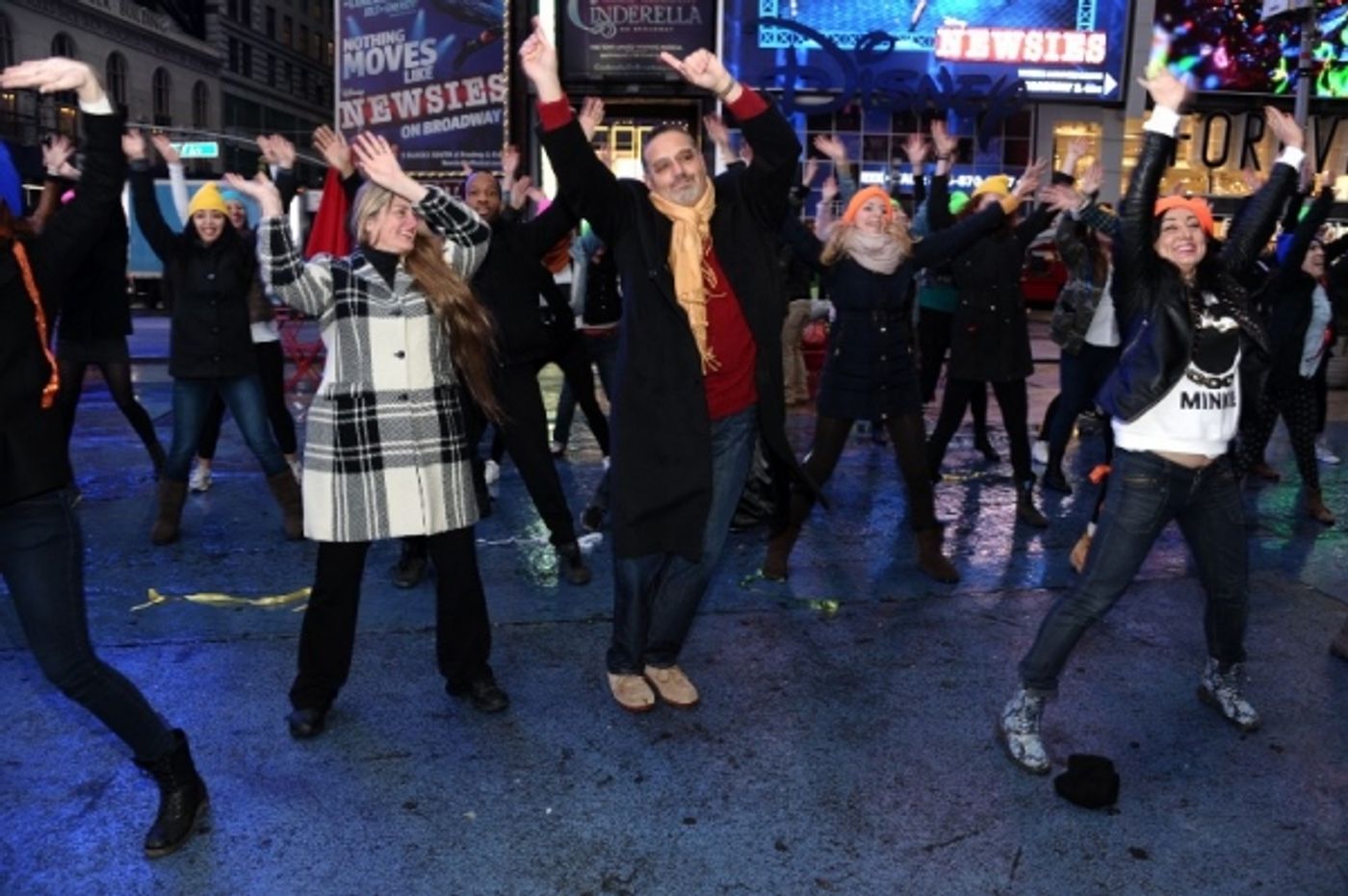 Photo Flash: Drama League Founding Supporters' Flash Mob Proposal in Times Square  Image