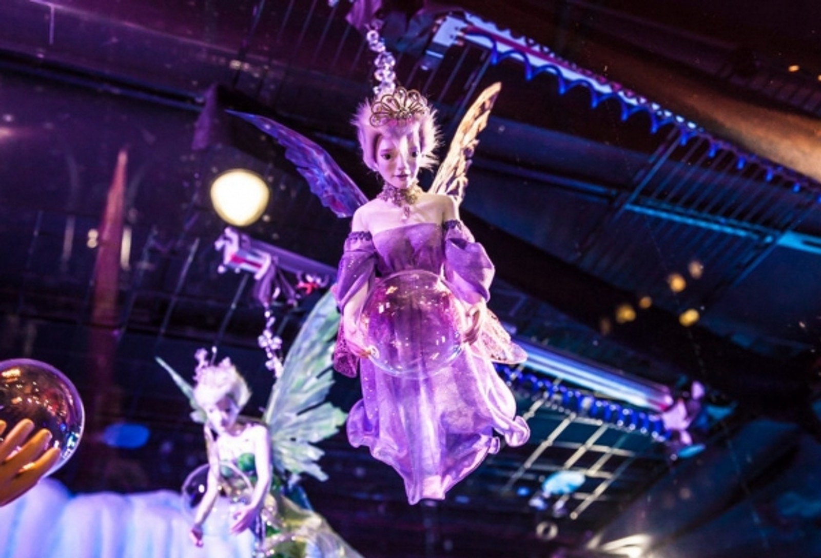Photo Coverage: Macy's Holiday Windows — photo 8 of 12