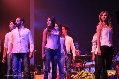 Manu Pilas, Ruben Yuste, Diana Roig, Laura Enrech, Victor Arbelo y Marta Capel Photo