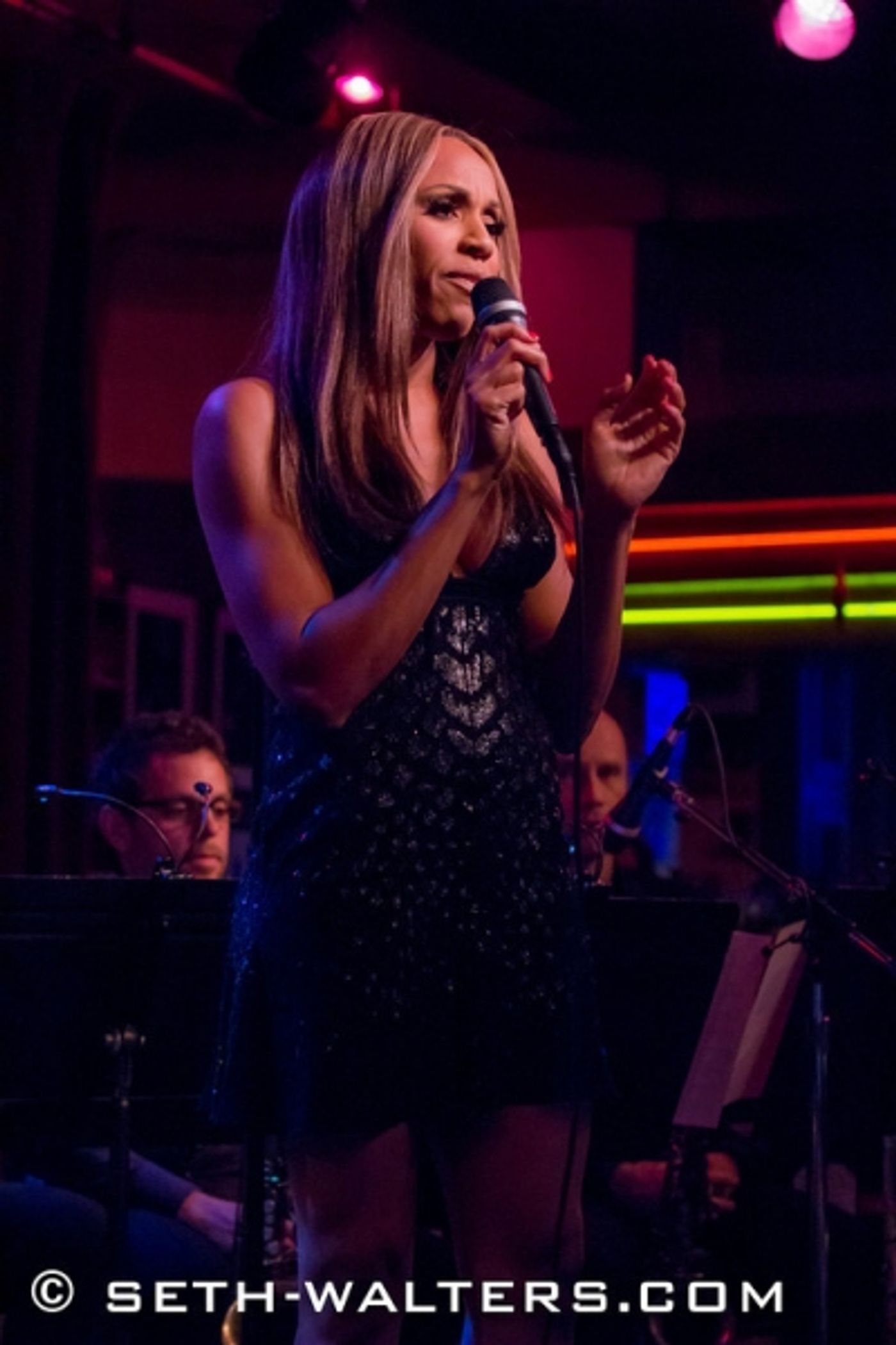 Photo Flash: Deborah Cox, Jessica Burrows Van Kipp, Veanne Cox & More Join Jonathan Brielle for I SAW BROADWAY at Birdland  Image