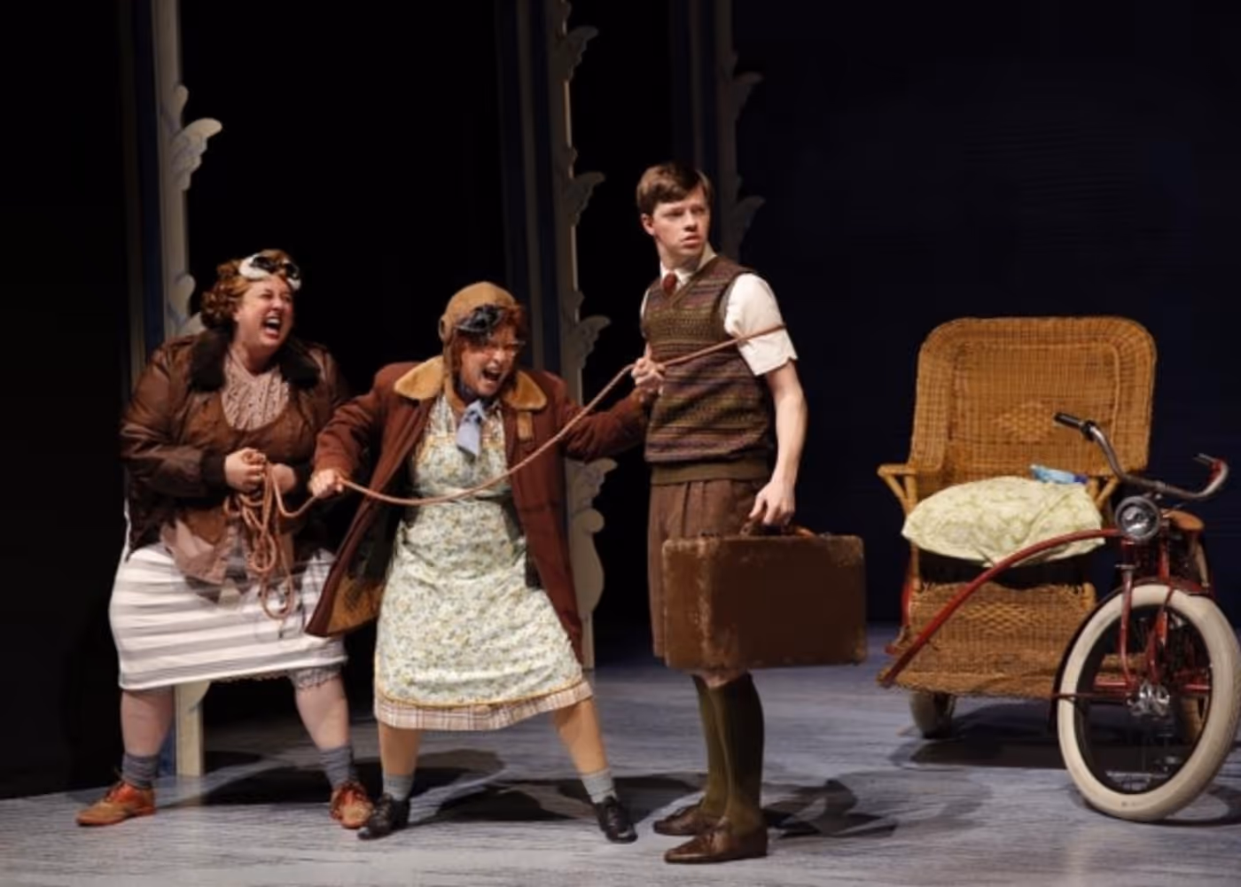 Photo Flash: First Look at Mike Spee, Kendra Kassebaum & More in JAMES AND THE GIANT PEACH World Premiere! Image