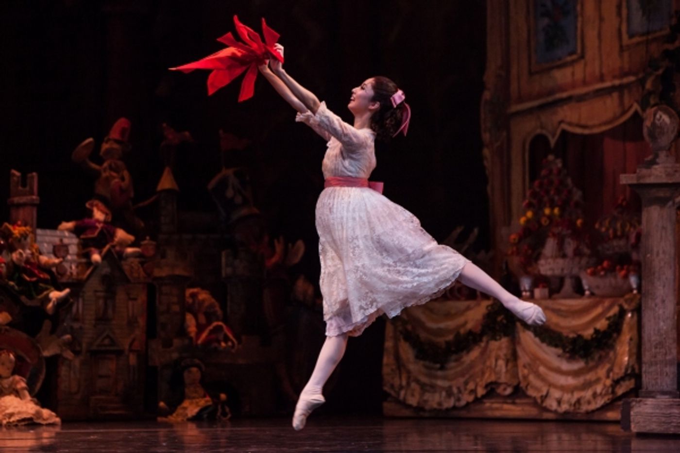 Photo Flash: Houston Ballet's THE NUTCRACKER Rings in Holiday Season  Image