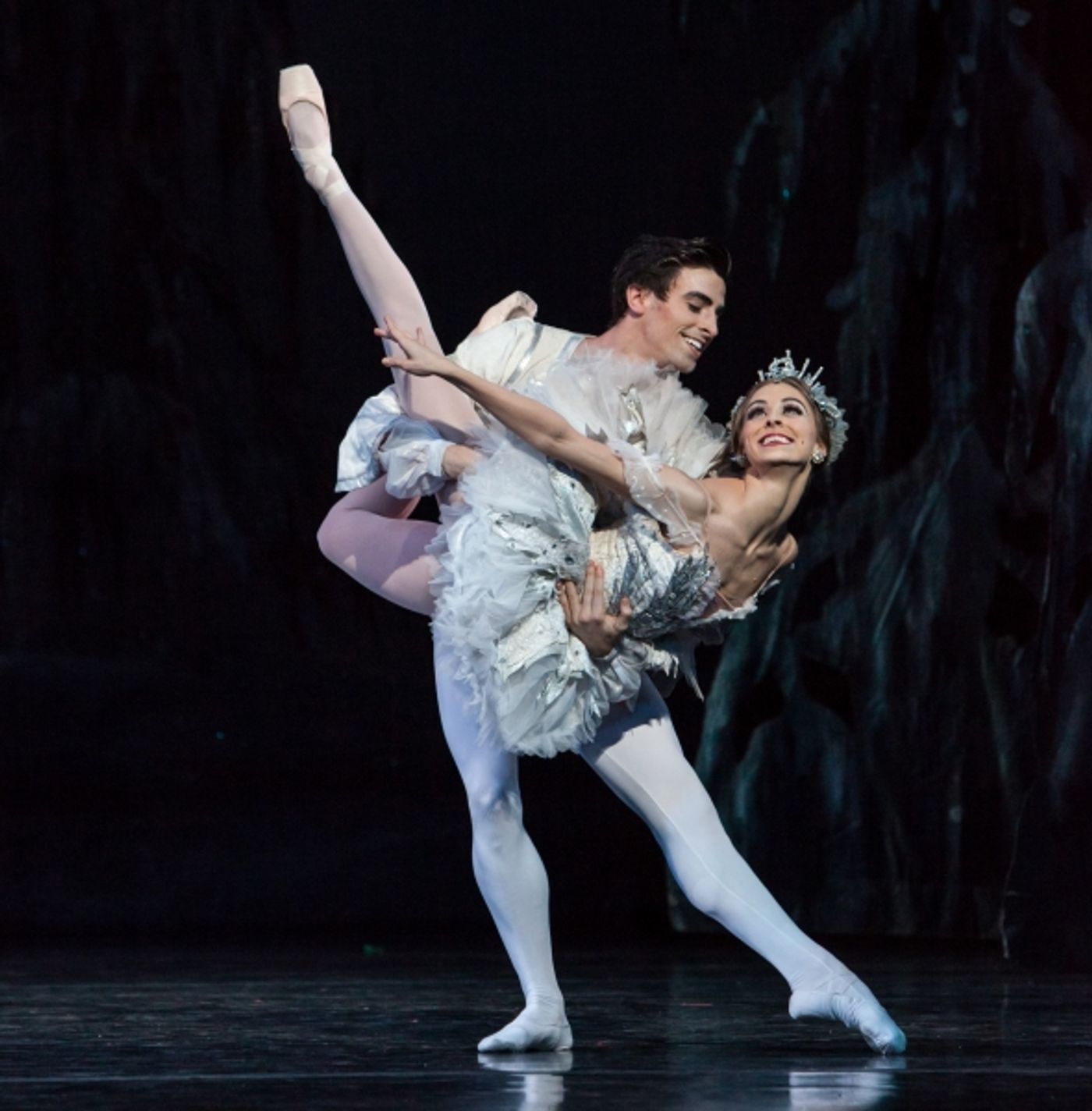 Photo Flash: Houston Ballet's THE NUTCRACKER Rings in Holiday Season  Image