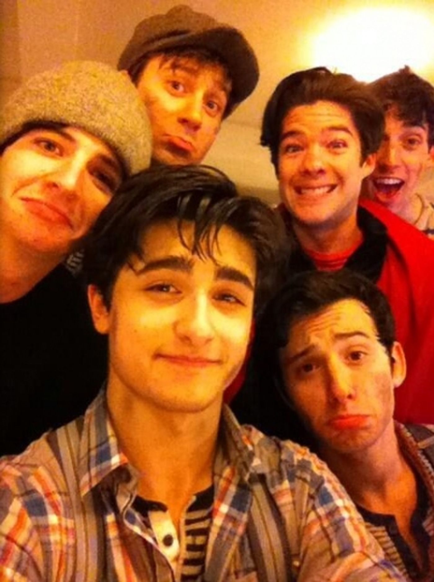 Photo Flash: Saturday Intermission Pics, Nov 30 - KINKY BOOTS, THE FANTASTICKS, 'HAPPY FELLA' and More Celebrate Turkey Day!  Image