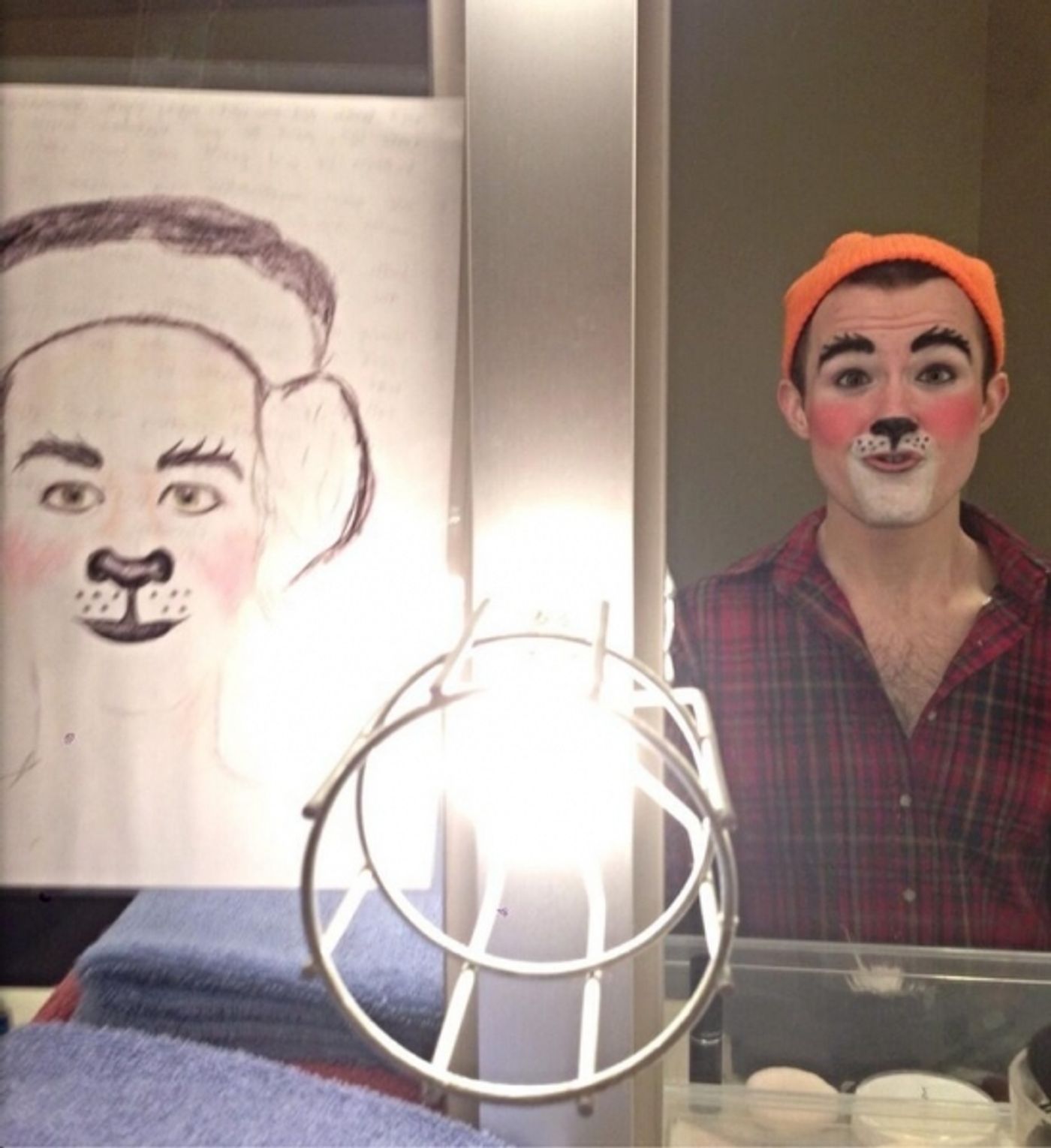 Photo Flash: Saturday Intermission Pics, Nov 30 - KINKY BOOTS, THE FANTASTICKS, 'HAPPY FELLA' and More Celebrate Turkey Day!  Image