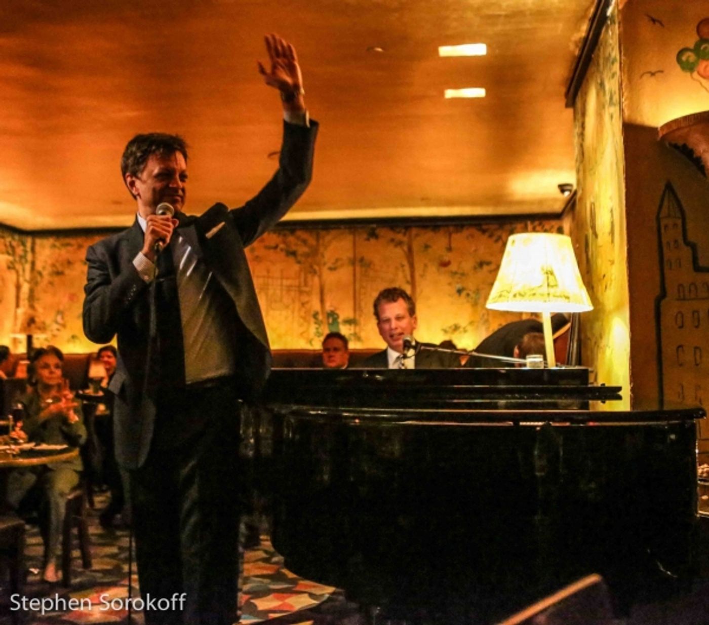 Photo Coverage: Jim Caruso and Billy Stritch Play Bemelman's Bar at Carlyle Hotel  Image