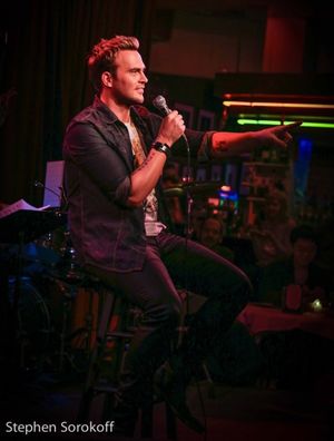 Cheyenne Jackson Photo