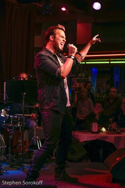 Cheyenne Jackson Photo