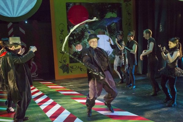 Paul Hansen with the Ensemble Photo