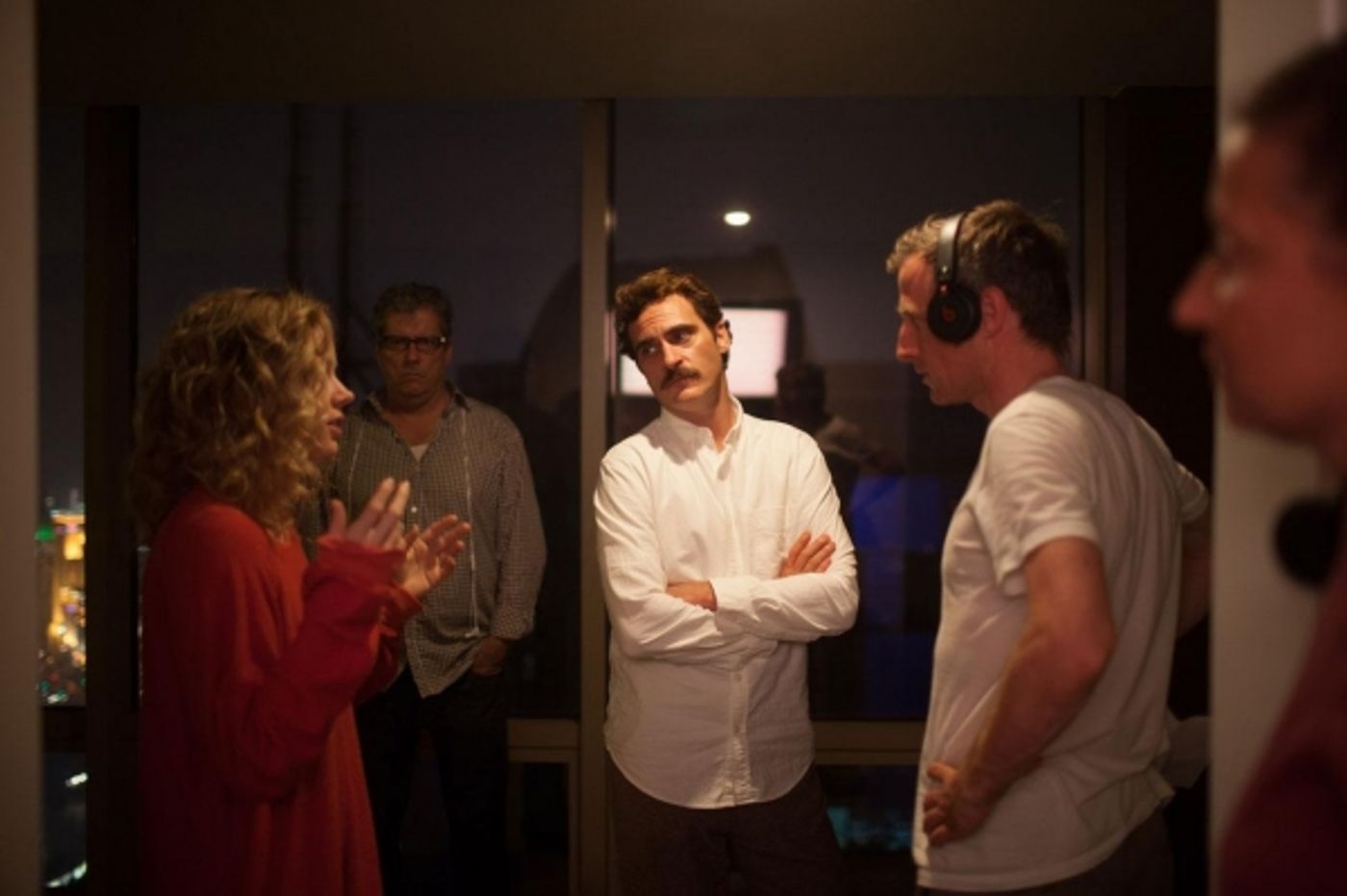 Photo Flash: First Look - Joaquin Phoenix, Amy Adams and More in Spike Jonze's HER Photo Flash: First Look - Joaquin Phoenix, Amy Adams and More in Spike Jonze's HER Image