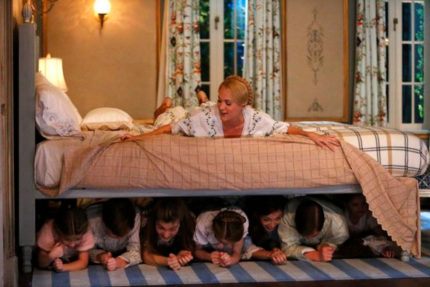 Exclusive Photo Flash: The Hills Are Alive! Inside THE SOUND OF MUSIC's Dress Rehearsal with Carrie Underwood, Stephen Moyer & More Exclusive Photo Flash: The Hills Are Alive! Inside THE SOUND OF MUSIC's Dress Rehearsal with Carrie Underwood, Stephen Moyer & More Image