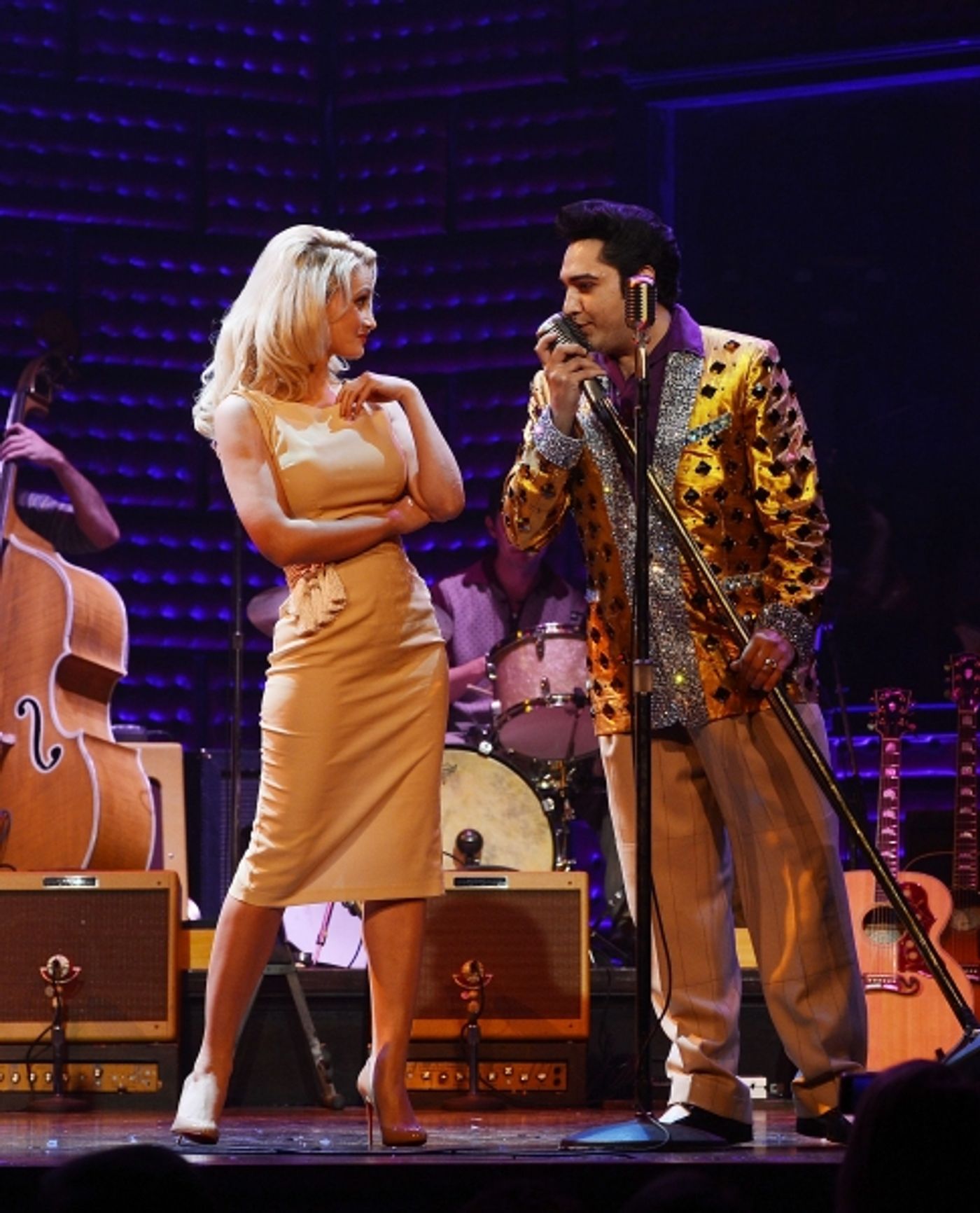 Photo Flash: Holly Madison Visits MILLION DOLLAR QUARTET in Las Vegas  Image