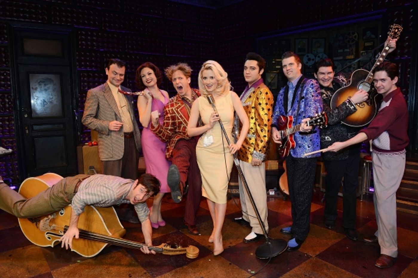 Photo Flash: Holly Madison Visits MILLION DOLLAR QUARTET in Las Vegas  Image
