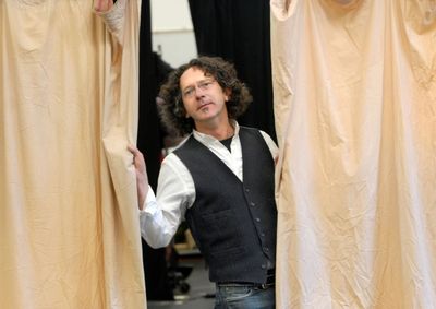 Christopher Bayes Photo