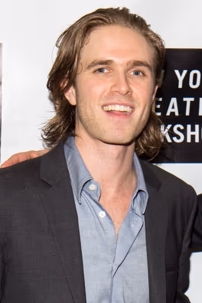 Kyle Riabko Photo