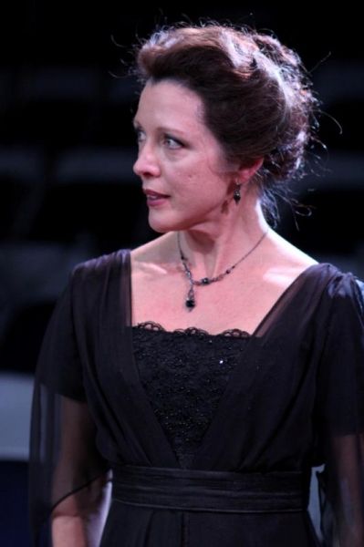 Lia Mortensen Photo
