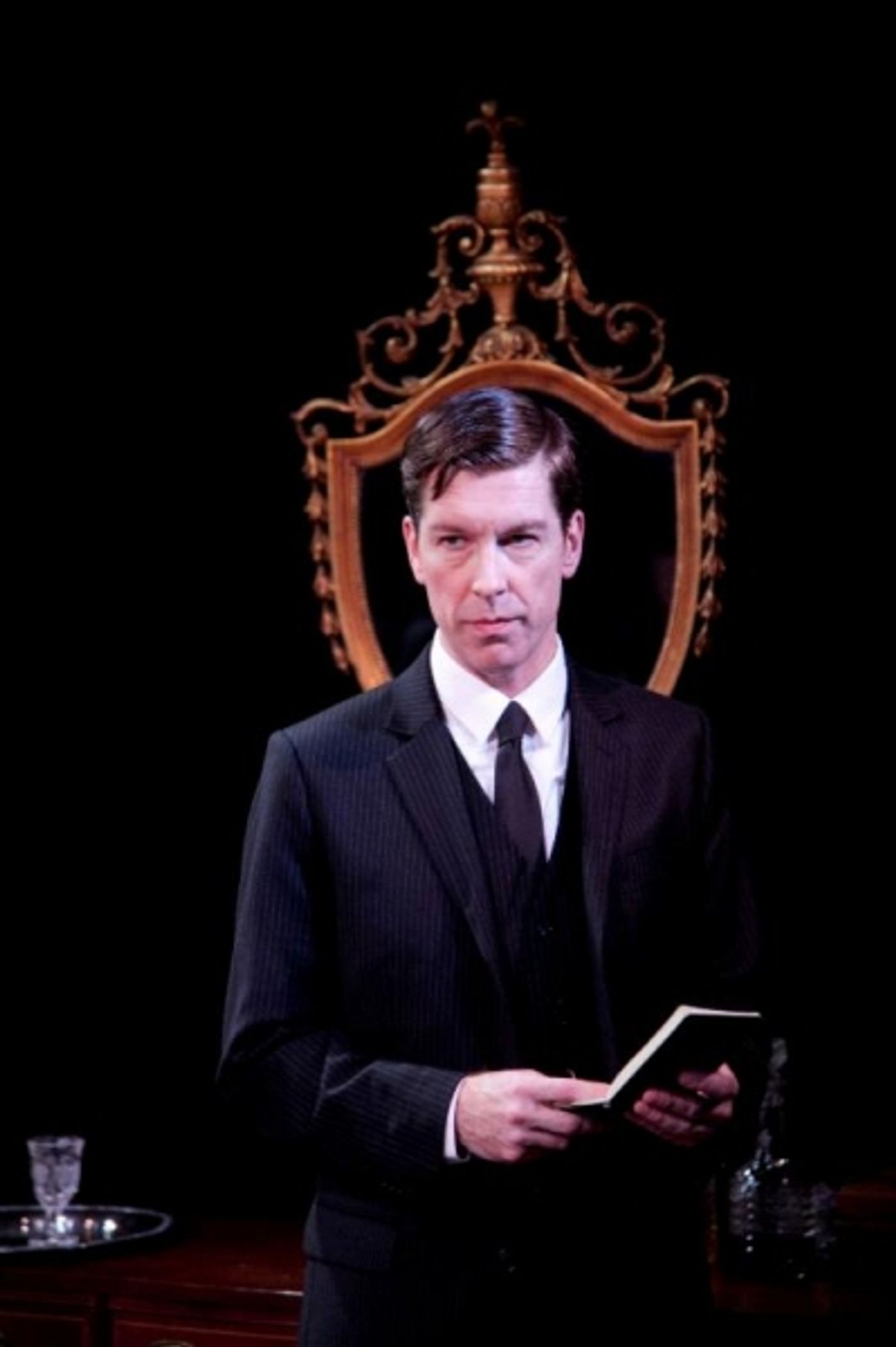 Photo Flash: First Look at Remy Bumppo's AN INSPECTOR CALLS  Image