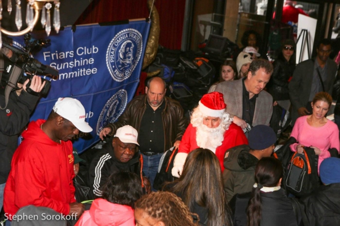 Photo Coverage: Friars Club Hosts Holiday Party for NYC Underprivileged Children Photo Coverage: Friars Club Hosts Holiday Party for NYC Underprivileged Children Image