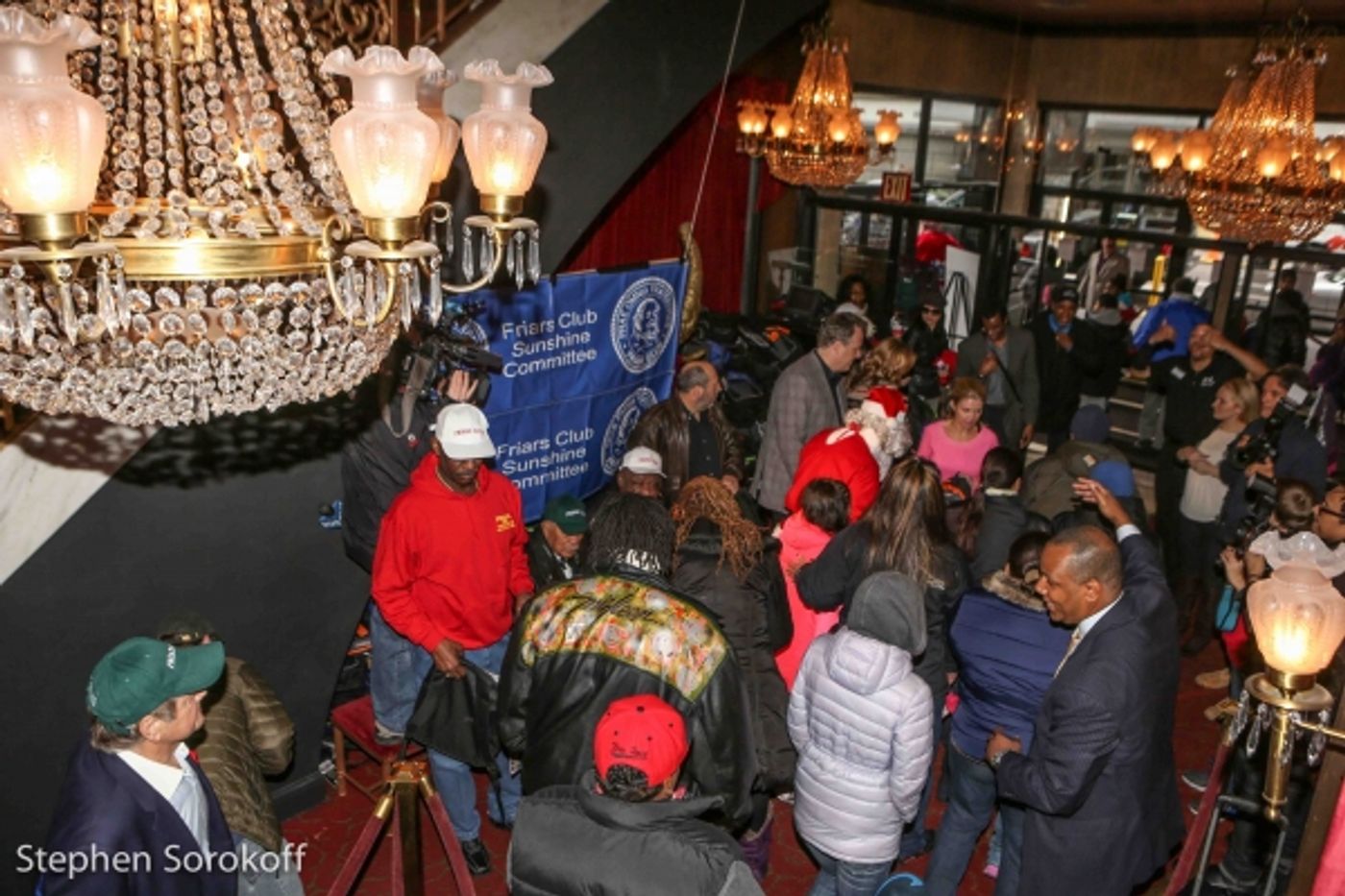 Photo Coverage: Friars Club Hosts Holiday Party for NYC Underprivileged Children Photo Coverage: Friars Club Hosts Holiday Party for NYC Underprivileged Children Image