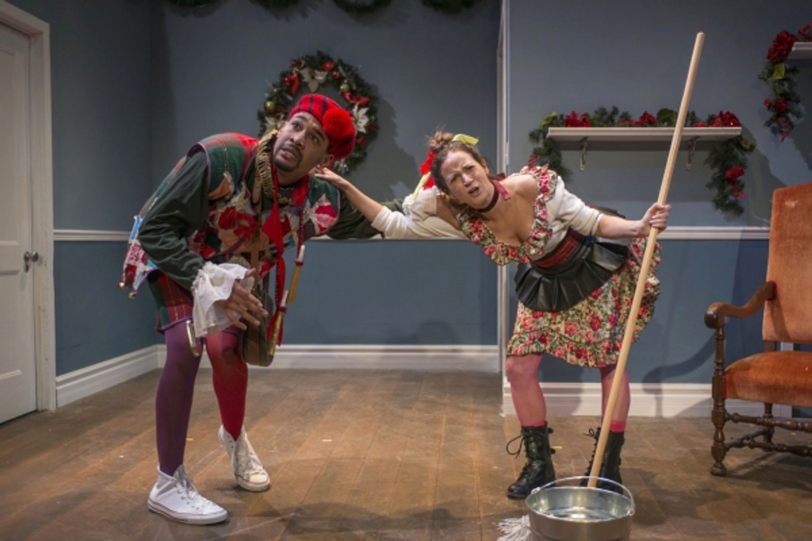 Photo Flash: First Look at Step Up Productions' HOLIDAZE — photo 1 of 5