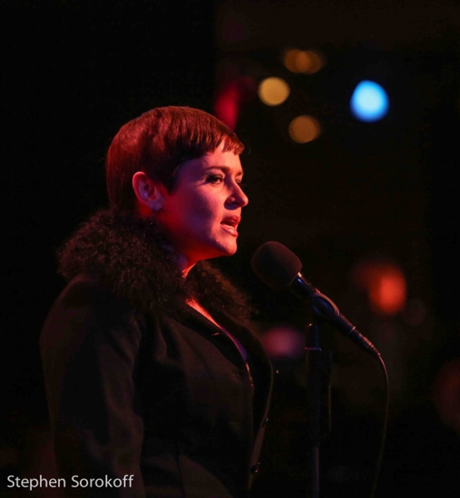 Photo Coverage: Cynthia Farrell Brings FOR REAL 2.0 to Metropolitan Room — photo 3 of 12