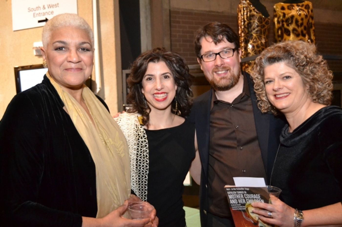 Photo Flash: GUESS WHO'S COMING TO DINNER with Malcom-Jamal Warner Opens at Arena Stage  Image