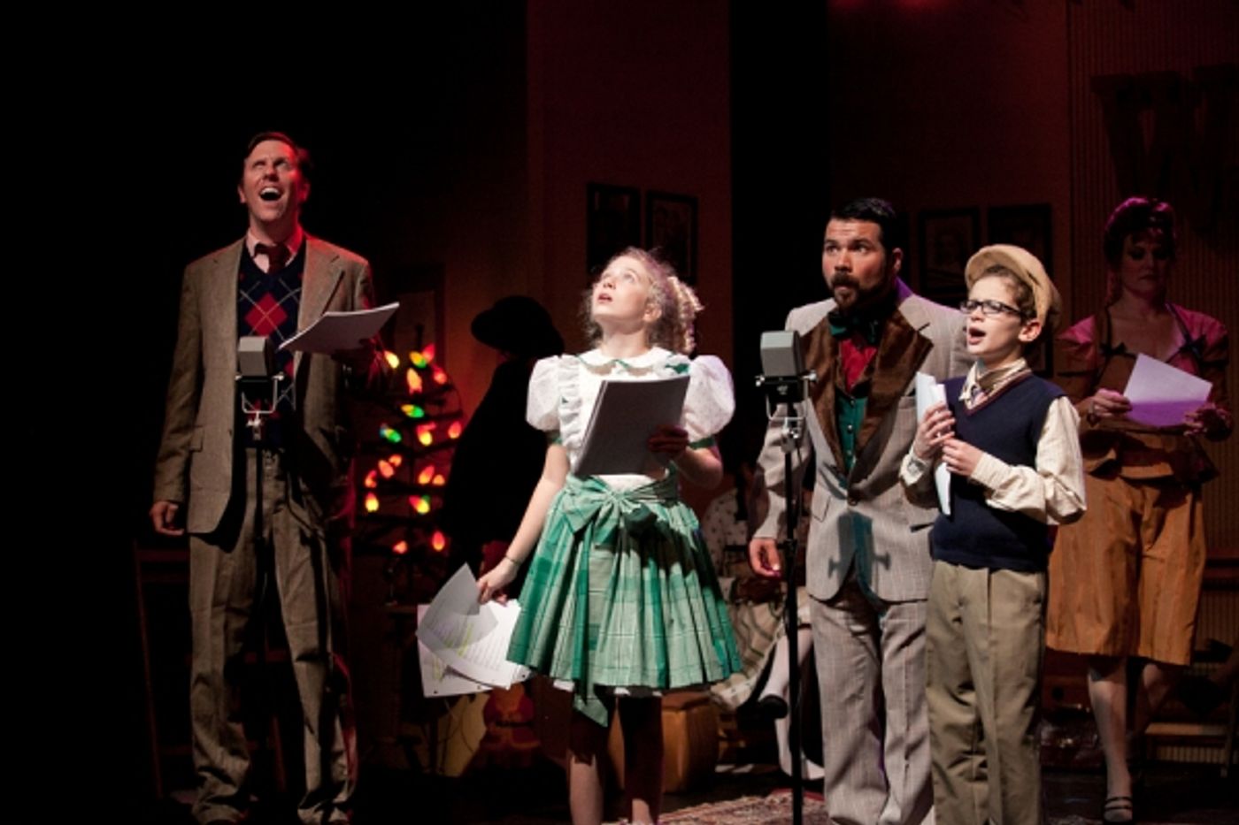 Photo Flash: First Look at THE GREAT CINNAMON BEAR CHRISTMAS RADIO SHOW  Image