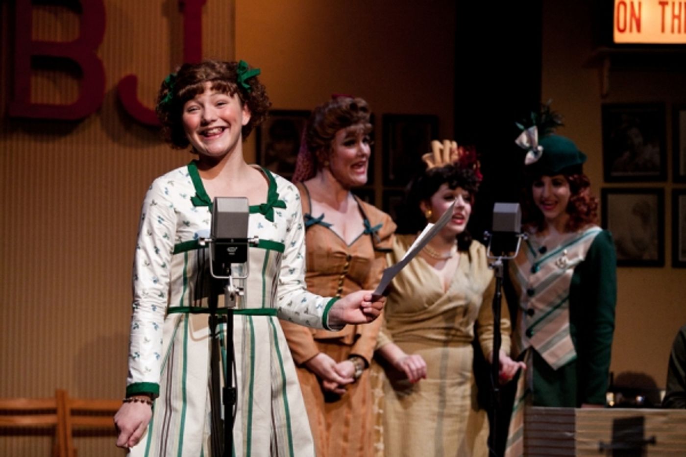 Photo Flash: First Look at THE GREAT CINNAMON BEAR CHRISTMAS RADIO SHOW  Image