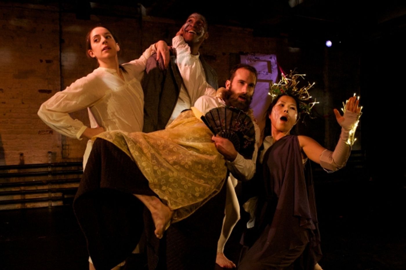 Photo Flash: First Look at Blessed Unrest's A CHRISTMAS CAROL, Now Playing  Image