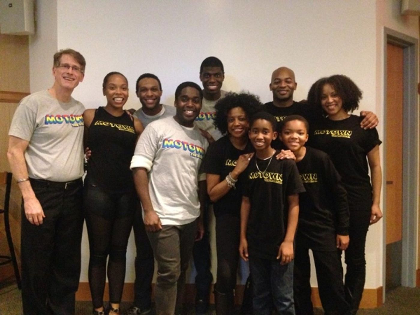 Photo Flash: 'MOTOWN Serves Mapplethorpe' Supports Broadway Serves for World AIDS Day  Image