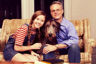 Julia Nightingale Landfair (Opal), Taran (Winn Dixie) and Jonathan Rayson (Preacher) Photo